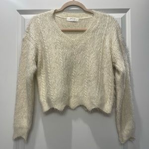 MOD On Trend | Cream Cropped Sweater